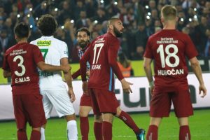 Trabzonspor'da Beşiktaş ma&ccedil;ı biletleri satışa &ccedil;ıktı