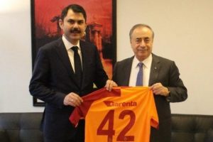 Emlak Konut'tan Galatasaray'a ziyaret