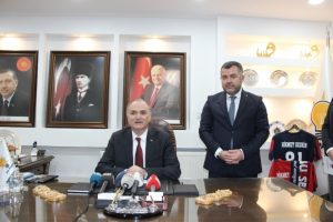 Bakan &Ouml;zl&uuml;: "İzin vermeyeceğiz"