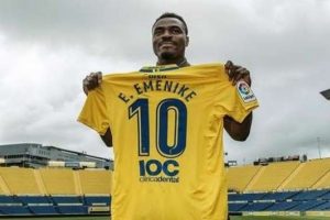 Las Palmas, Emenike'yi g&ouml;ndermeye &ccedil;alışıyor