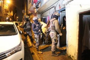 Sabaha karşı uyuşturucu operasyonu!