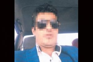 Sevgilisini eve getirdi, oğlunu d&ouml;vd&uuml;!