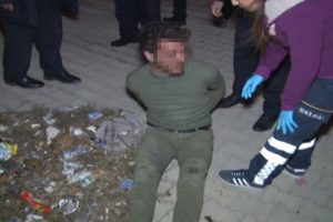 'A&ccedil; kapıyı, kimseye bir şey yapmayacağım' dedi darptan ka&ccedil;amadı!