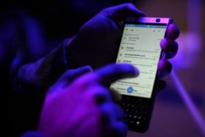 BlackBerry Ghost'un ilk fotoğrafı ortaya &ccedil;ıktı