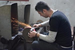 Bursa'da 300'den fazla &ccedil;eşit bı&ccedil;ak &uuml;retiliyor