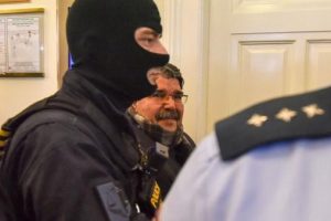 İlk g&ouml;r&uuml;nt&uuml; geldi! Salih M&uuml;slim mahkemeye &ccedil;ıkarıldı