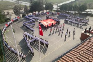 Bursa'da &ouml;ğrencilerden Mehmet&ccedil;iklere mektup