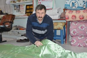 El yapımı yorganlara ilgi azalıyor
