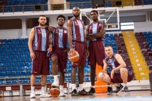 Trabzonspor, Banvit ma&ccedil;ı hazırlıklarını s&uuml;rd&uuml;rd&uuml;