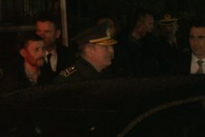 Orgeneral Akar'dan şehidin ailesine taziye ziyareti