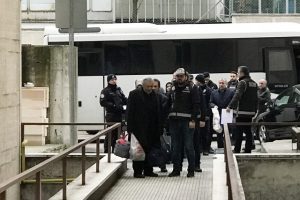 Bursa'daki "gaybubet evi" operasyonunda 17 kişi tutuklandı