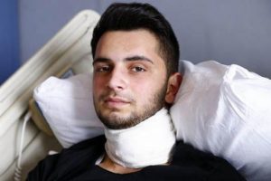 T&uuml;rkiye'de bir ilk oldu! 16 yıl &ouml;nce kaybettiği sesine kavuştu
