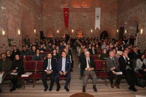 Bursa'da &ouml;ğretmenlere atık pil toplama semineri