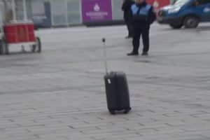 Taksim Meydanı'nda ş&uuml;pheli valiz paniği
