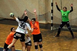 Osmangazi Belediyespor evinde kaybetti