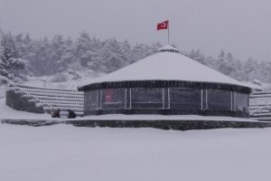Bursa G&ouml;recik yaylasından kar manzaraları