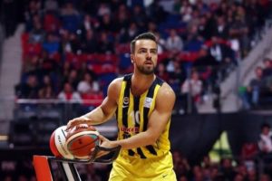Milli basketbolcu da kentsel d&ouml;n&uuml;ş&uuml;m mağduru oldu