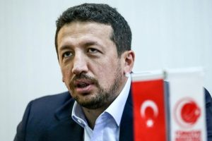T&uuml;rkoğlu'ndan FIBA'ya 'hakem' tepkisi