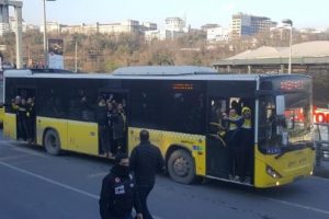 Fenerbah&ccedil;eli taraftarlar Vodafone Park'a ulaştı