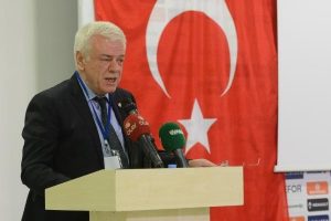 Bursaspor Başkanı Ali Ay'dan &ouml;nemli a&ccedil;ıklamalar