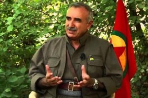Hezimet hainleri &ccedil;ıldırttı! Silahlar &ccedil;ekildi