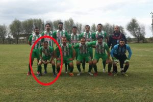 Sahada kalp krizi ge&ccedil;iren futbolcu yaşam savaşını kaybetti