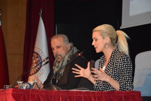Mete Yarar: "Afrin'de 7 d&uuml;velle savaşıyoruz"