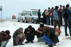 İnsan ka&ccedil;ak&ccedil;ılarından g&ouml;&ccedil;menlere akılalmaz işkence