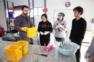 AG&Uuml; İnşaat M&uuml;hendisliği'nden lise &ouml;ğrencilerine uygulamalı eğitim
