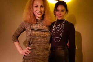 Hande Ataizi trans kadın rol&uuml;nde