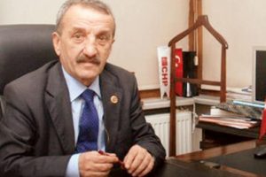 CHP'li isme havalimanında 4 saat İsrail sorgusu