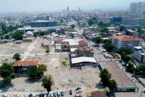Bursa Osmangazi Belediye Başkan D&uuml;ndar: Simit&ccedil;ilerin bile g&ouml;r&uuml;ş&uuml;n&uuml; alıyoruz