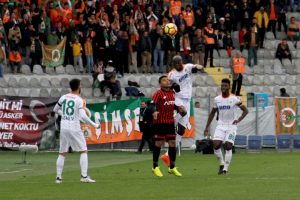 Gen&ccedil;lerbirliği kaybetti, seri bitti!