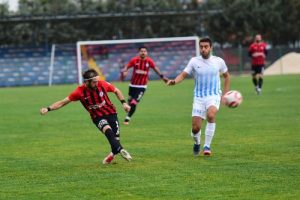 Orhangazi Belediyespor evinde farklı yenildi