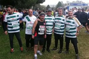 Bursalı iş adamları Antalya'da 10 kilometre koştu