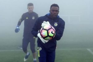 Carlos Kameni bekleneni vermedi