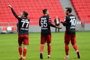 Samsunspor kazanmasını bildi