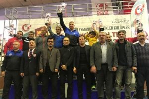T&uuml;rkiye Halter Şampiyonası'na Ankaralı sporcular damga vurdu