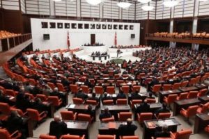 Se&ccedil;im ittifakı teklifi TBMM'de kabul edildi