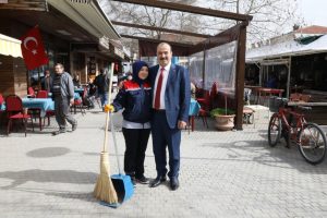 Bursa Mudanya Belediye Başkanı T&uuml;rkyılmaz: "Hepiniz başımızın tacısınız"