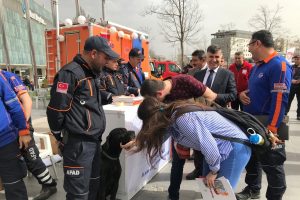 Deprem Haftası'nda arama kurtarma ekipleri Bursalılarla buluştu