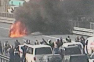 İstanbul'da trafiği kilitleyen kaza!