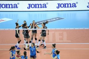 Nil&uuml;fer Belediyespor set alamadan veda etti