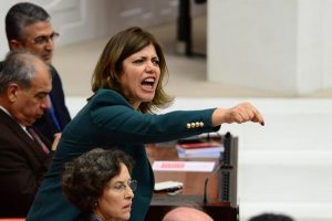Meclis'te AK Partililer ile HDP'liler arasında kavga &ccedil;ıktı