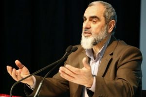 Skandal s&ouml;zlerin ardından 'ilahiyat&ccedil;ı' talimatı