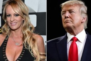 Trump'a dava a&ccedil;tı! ABD porno yıldızının ifadesine kilitlendi