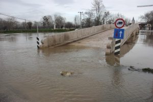 Tunca Nehri'nde alarmın rengi 'kırmızı' oldu