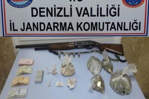 Jandarma 656 gram eroin ele ge&ccedil;irdi