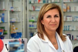 İşitme engelli Eczacı Işıl Soyak'ın film gibi &ouml;yk&uuml;s&uuml;