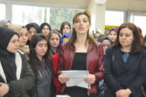 Bursa'da &ouml;ğrencilerden şehit annelerine mektup